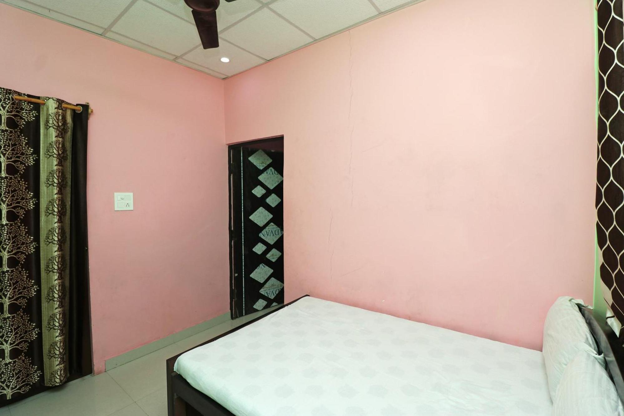 Hotel O Shri Ram Homestay Kāthgodām Eksteriør billede